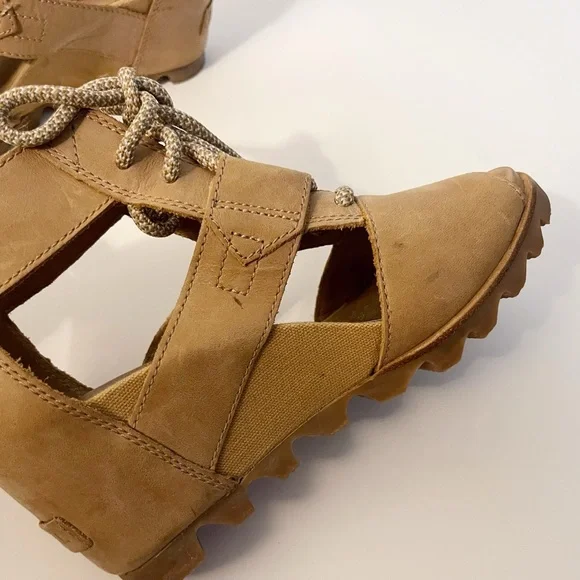 Sorel Joanie Camel Tan Leather Wedge Heel Sandals Casual Outdoor - Picture 7 of 15